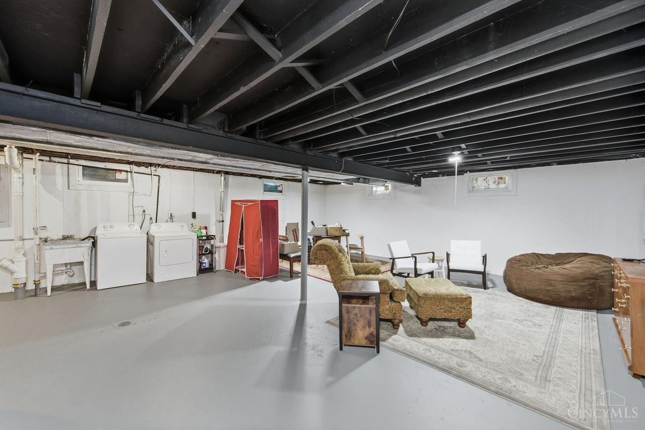 4030 Cottingham Drive Property Photo 44