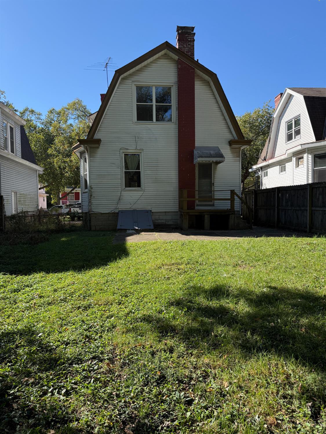 876 Beech Avenue Property Photo 16