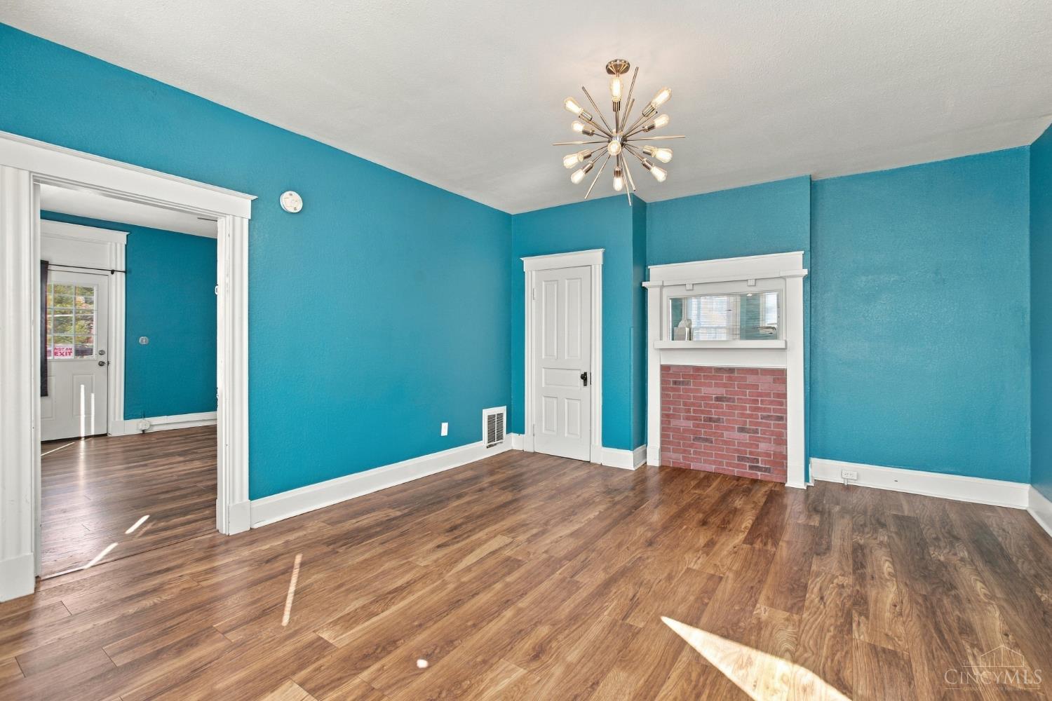 6026 Hamilton Avenue Property Photo 10