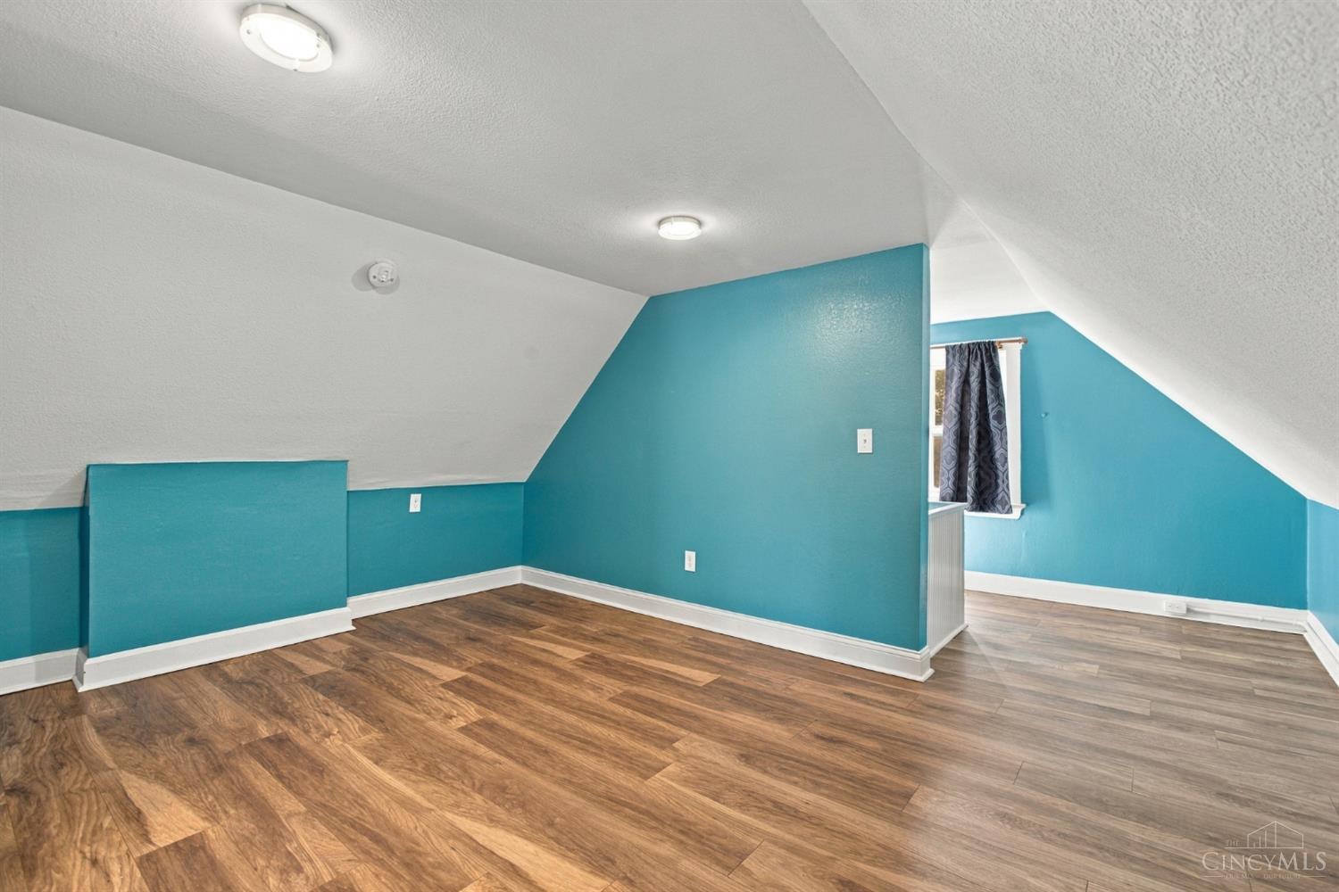 6026 Hamilton Avenue Property Photo 18