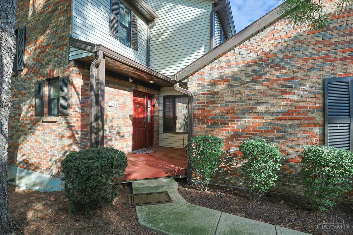 281 Carriage Circle Drive Property Photo 1