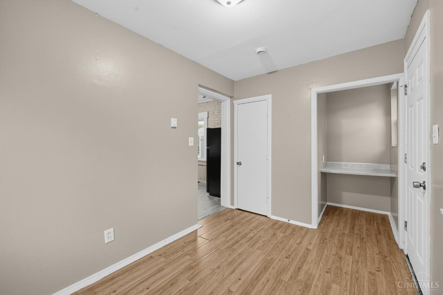 2949 Mignon Avenue Property Photo 24