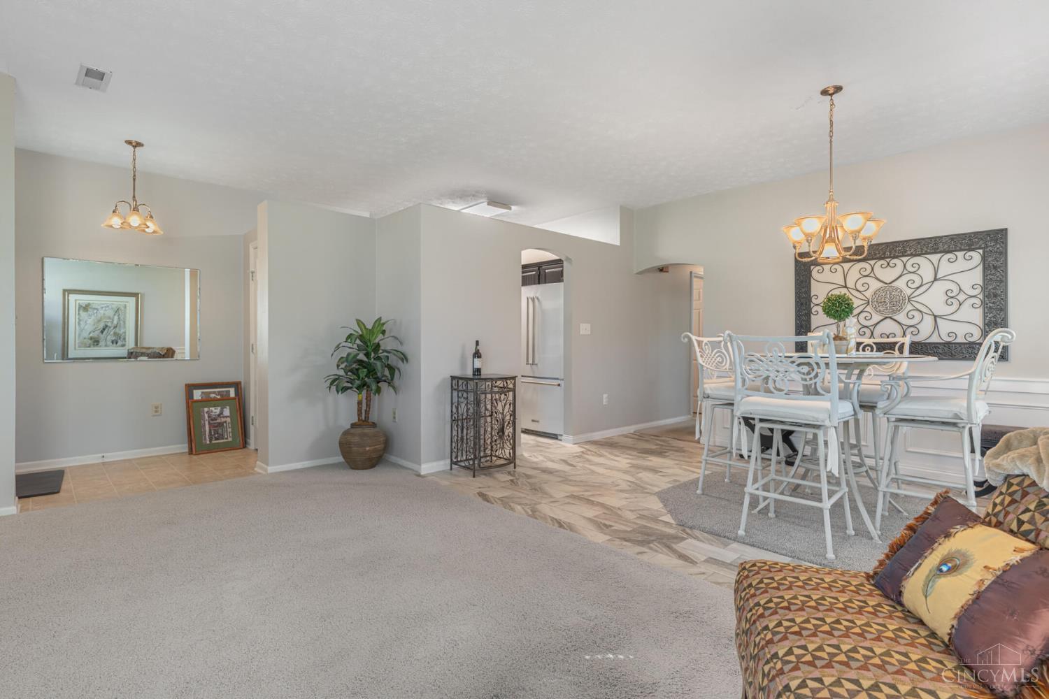 1860 Brandonhall Drive Property Photo 3
