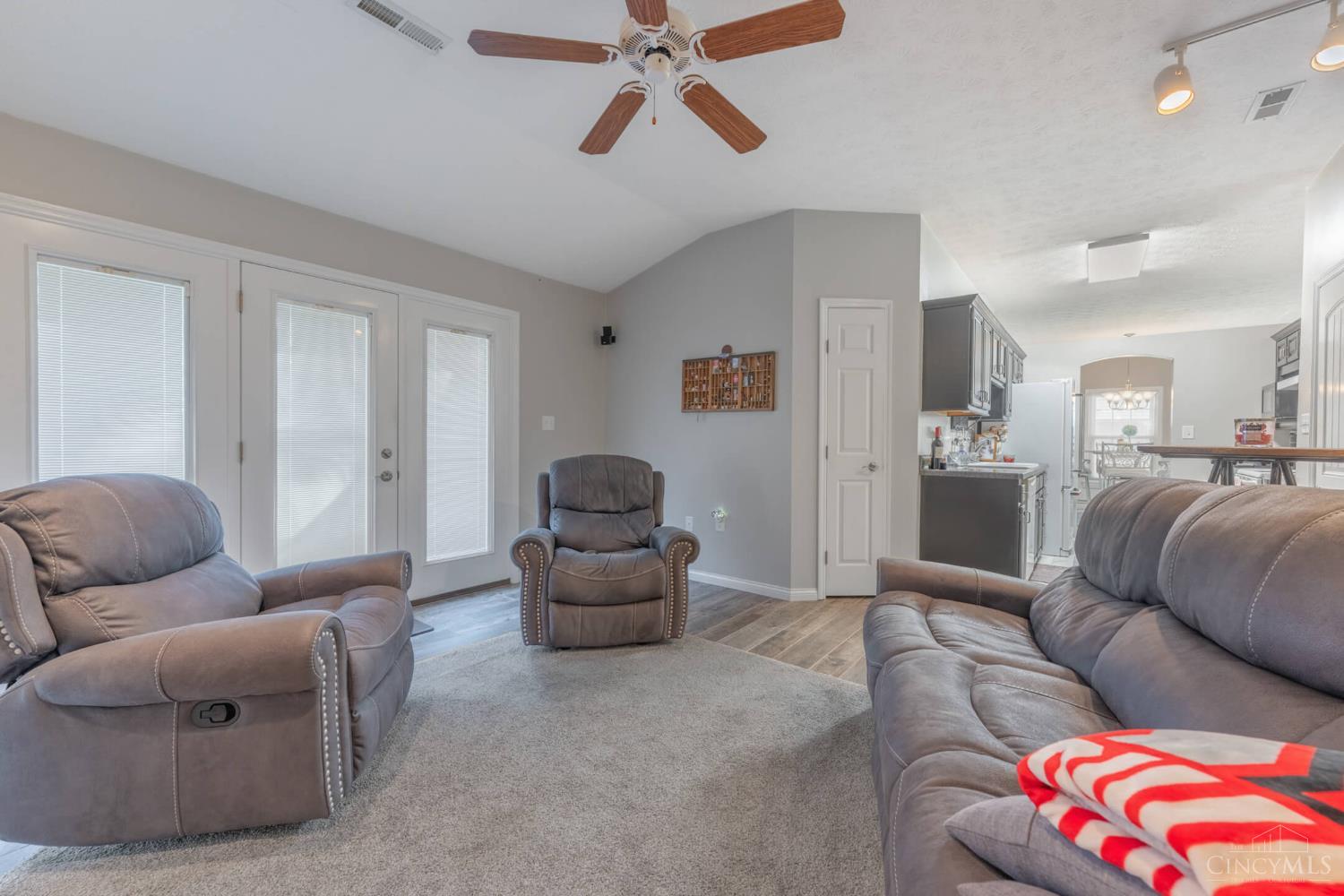 1860 Brandonhall Drive Property Photo 15