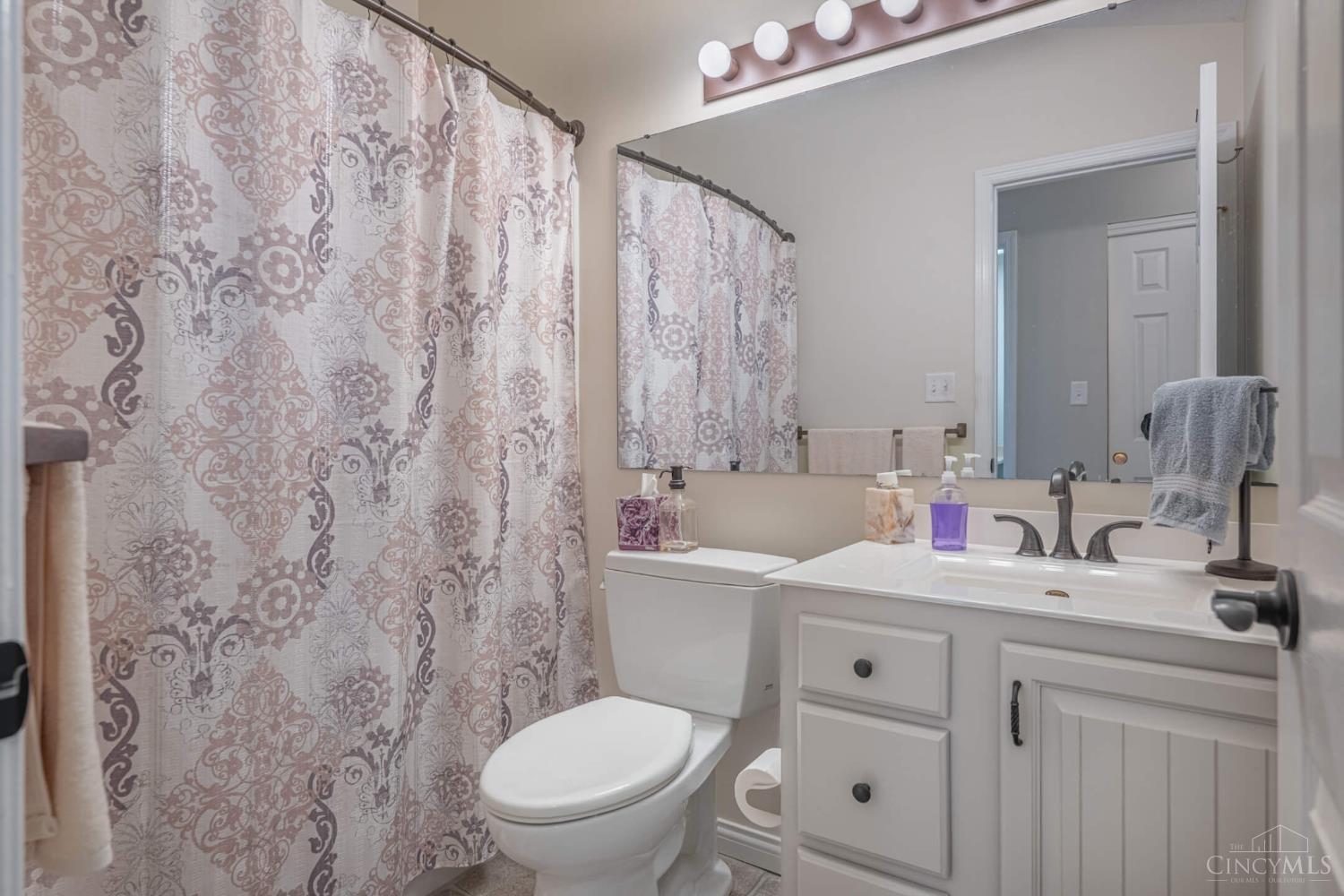 1860 Brandonhall Drive Property Photo 17