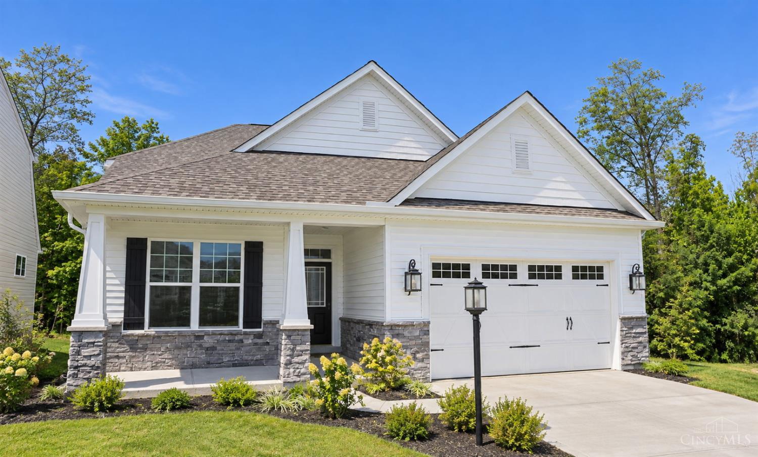 8008 Hignite Court Property Photo