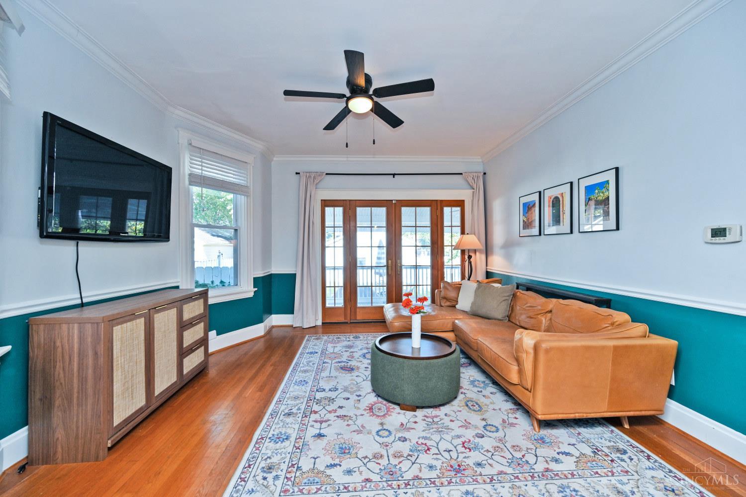 2790 Markbreit Avenue Property Photo 12