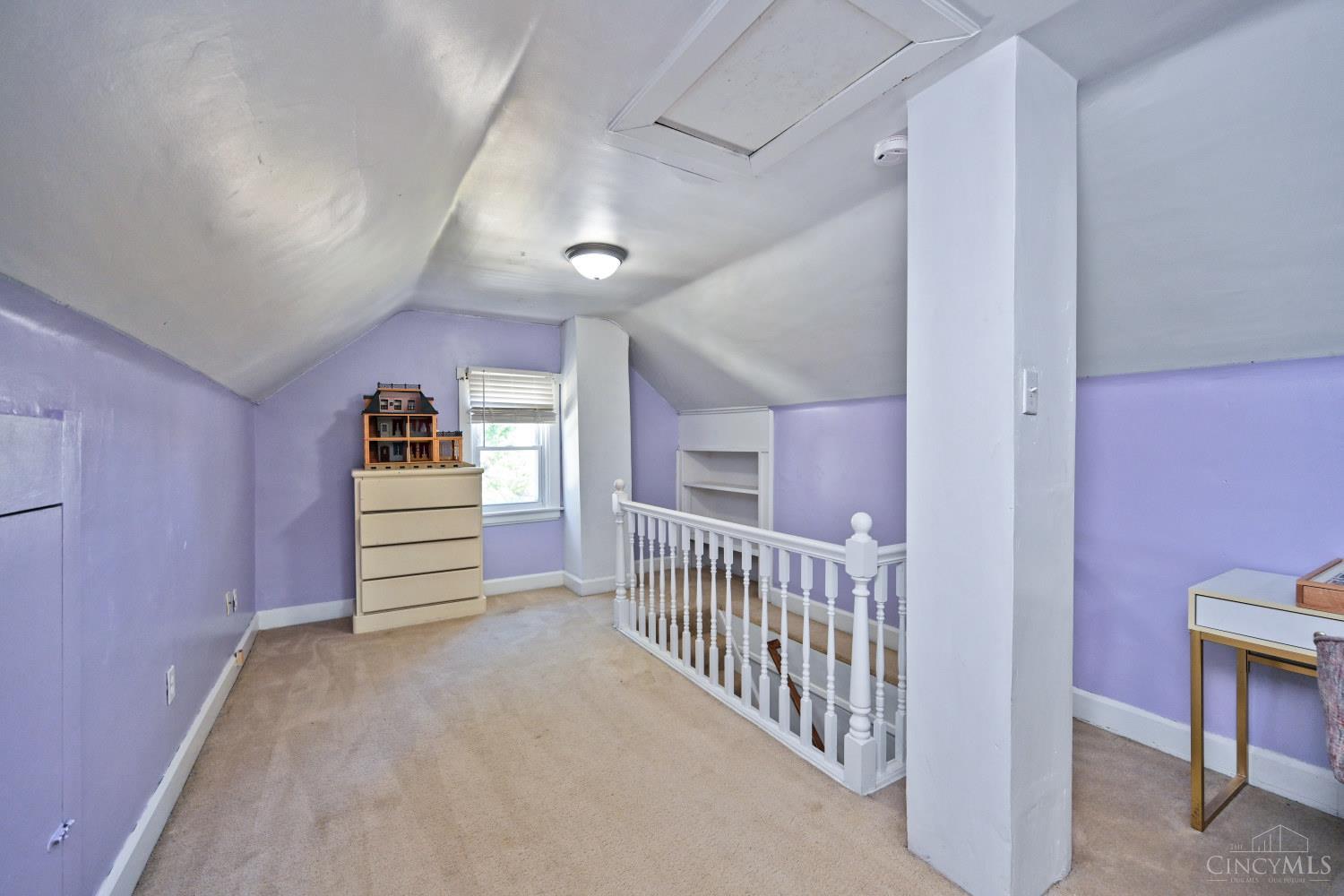 2790 Markbreit Avenue Property Photo 33