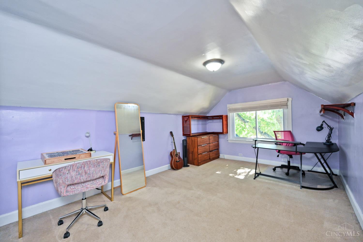 2790 Markbreit Avenue Property Photo 34