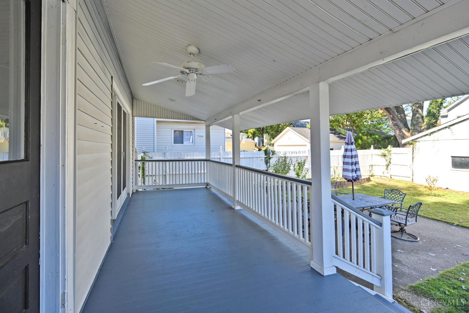 2790 Markbreit Avenue Property Photo 40