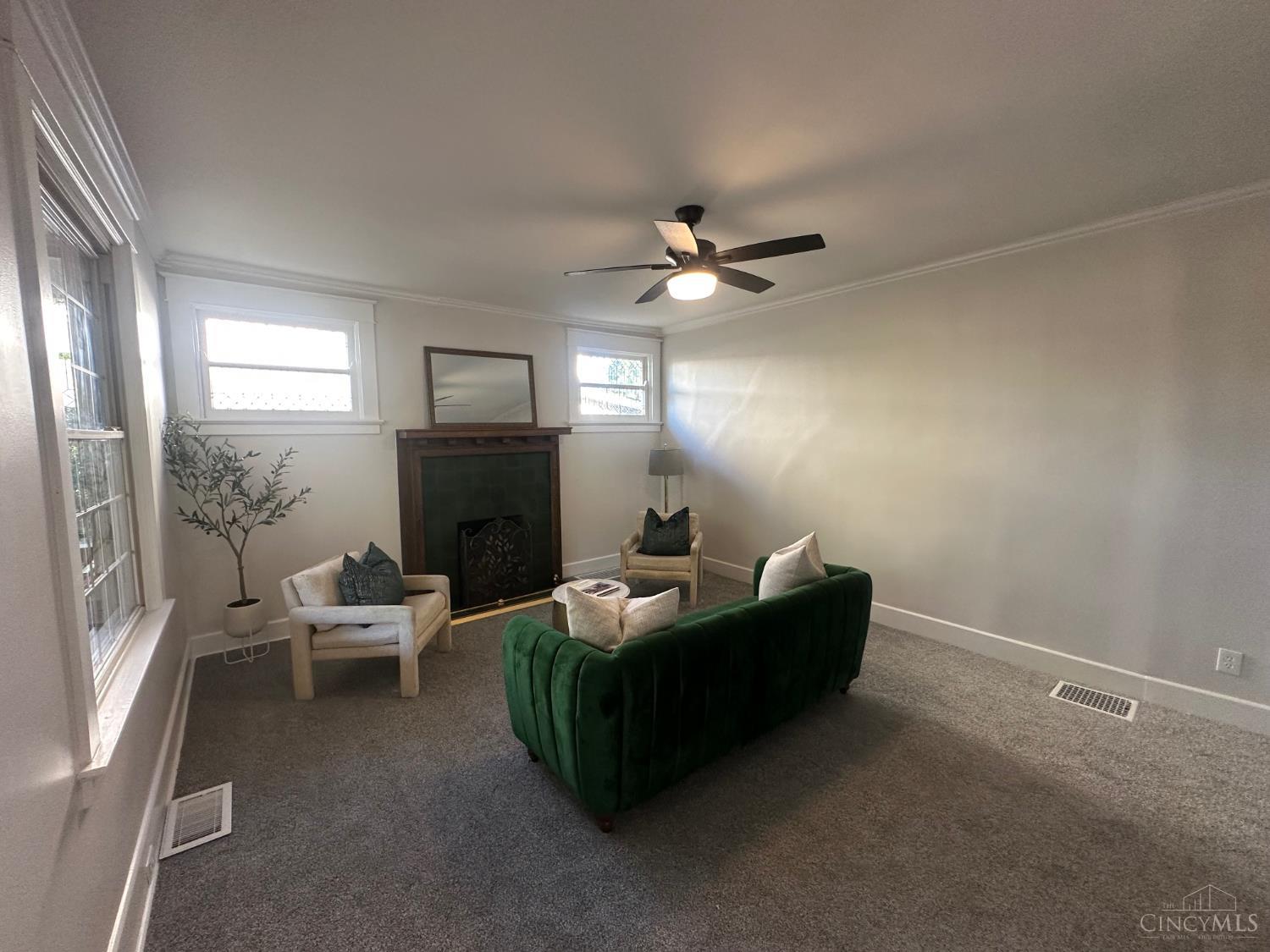 3257 Daytona Avenue Property Photo 7