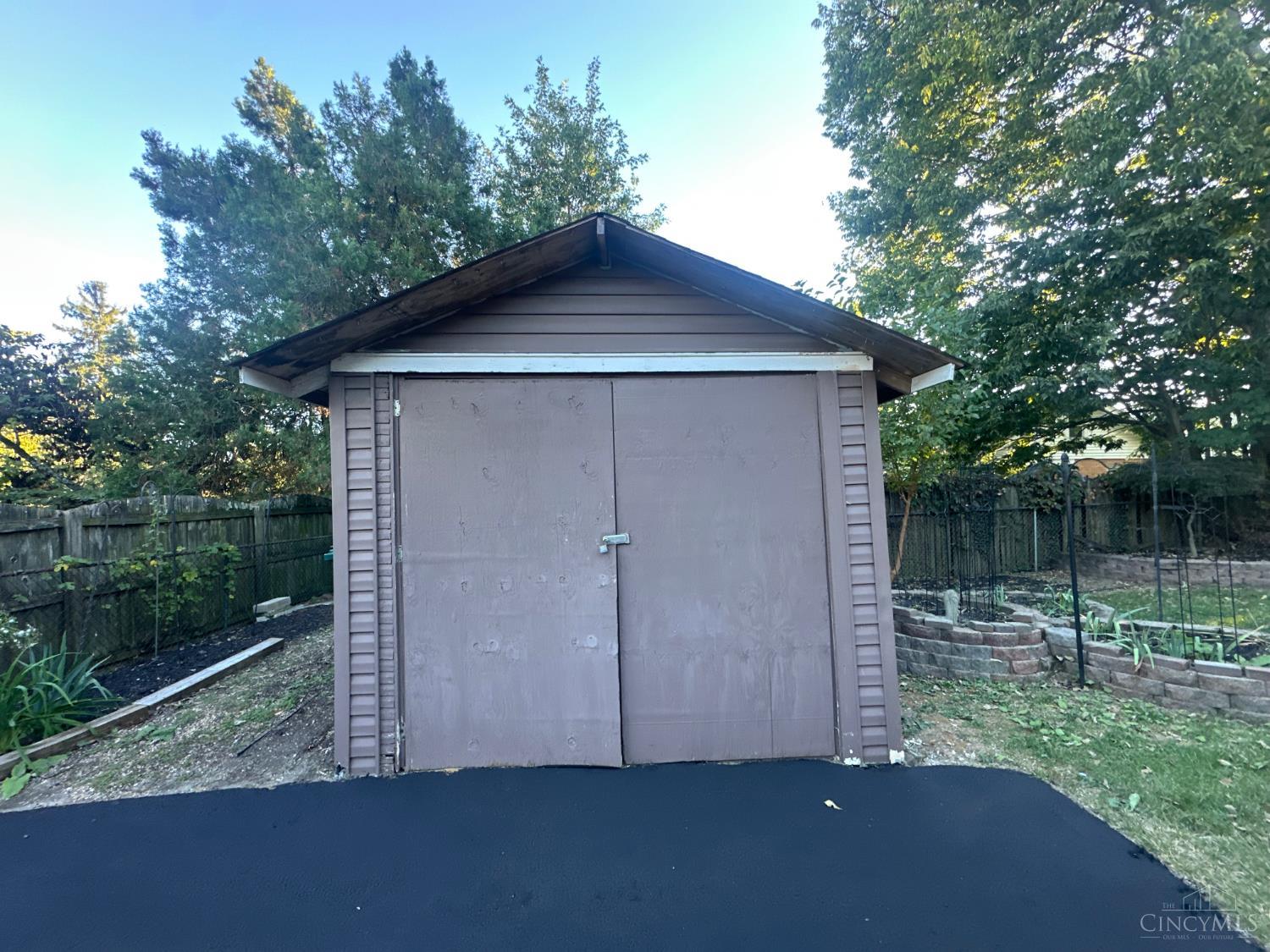 3257 Daytona Avenue Property Photo 90