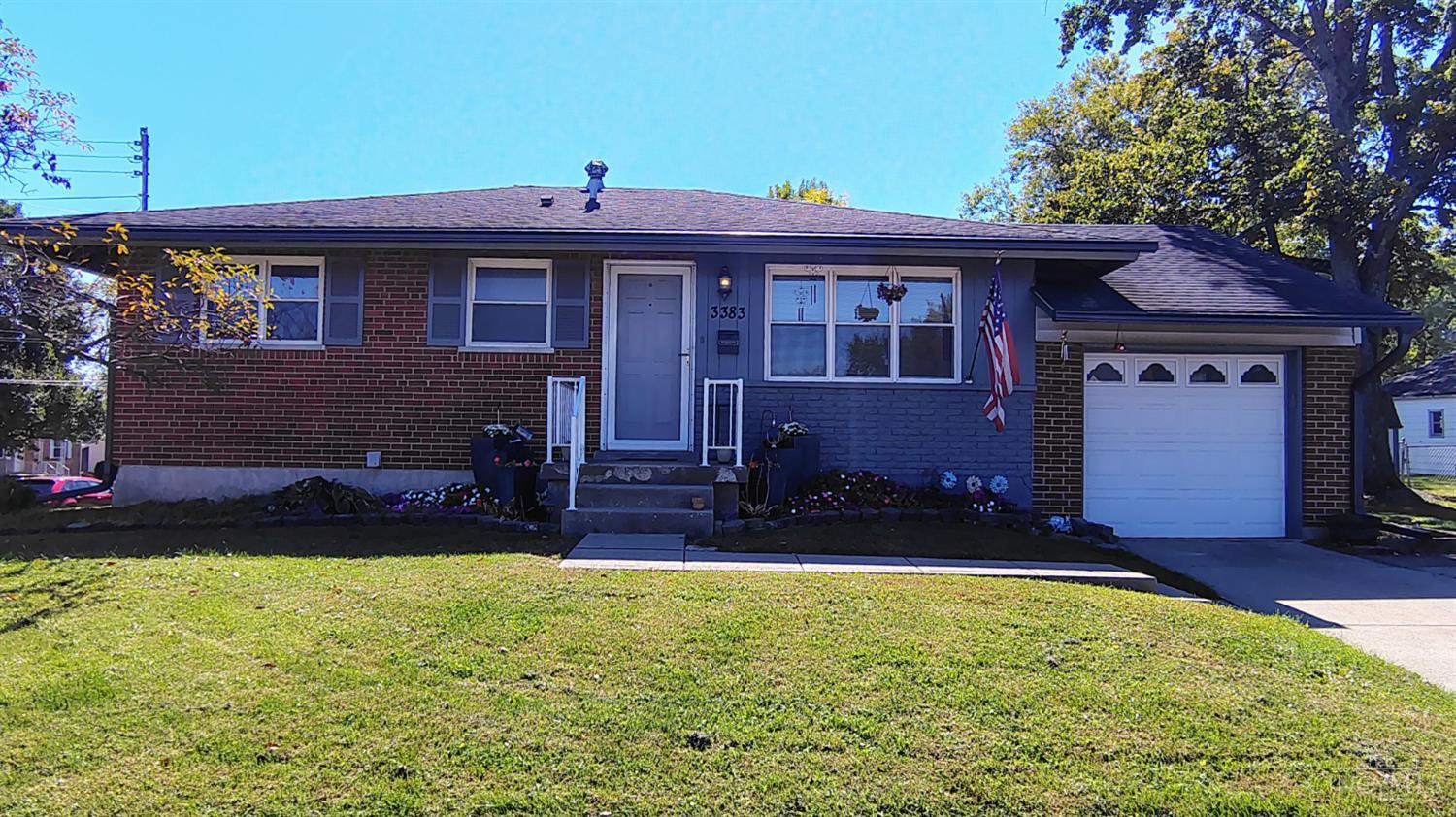 3383 Lakemeadow Court Property Photo 1