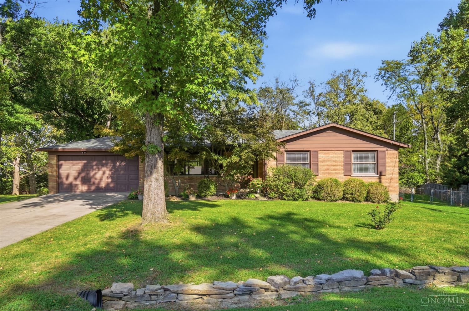 6996 Gary Lee Drive Property Photo 1