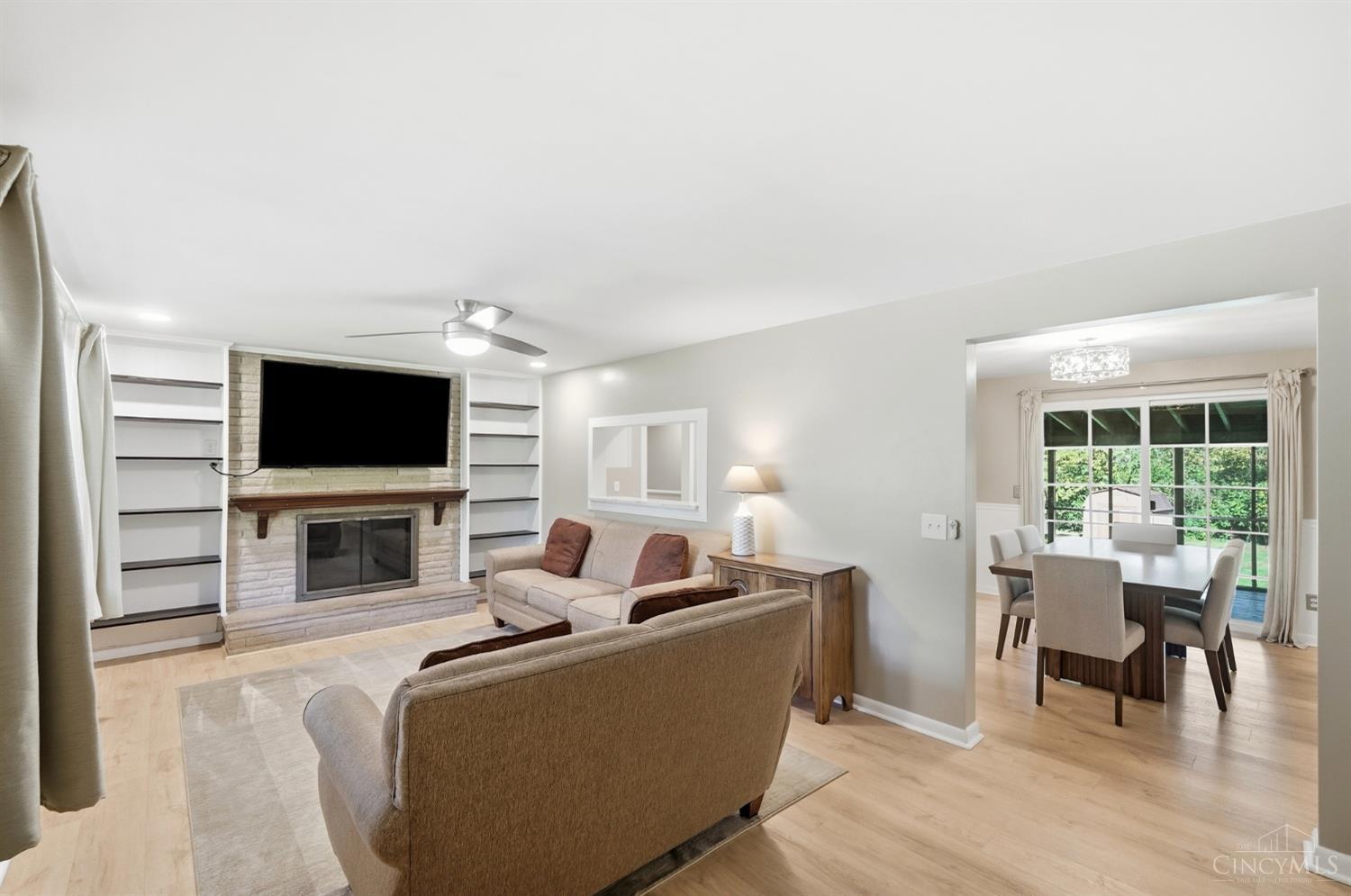 6996 Gary Lee Drive Property Photo 3