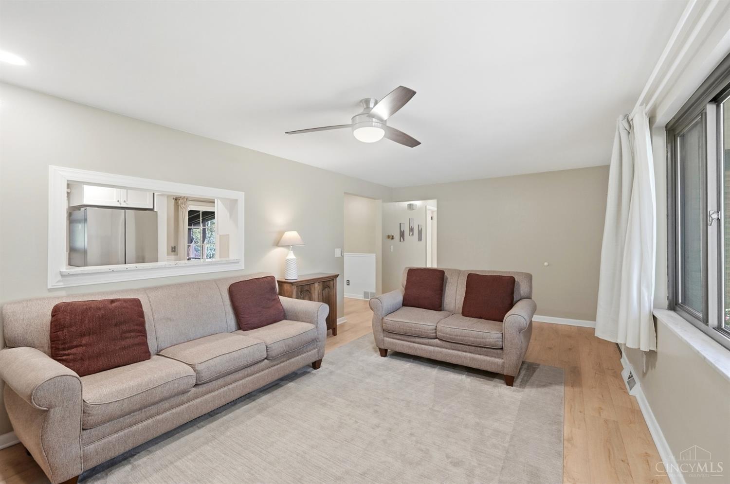 6996 Gary Lee Drive Property Photo 5