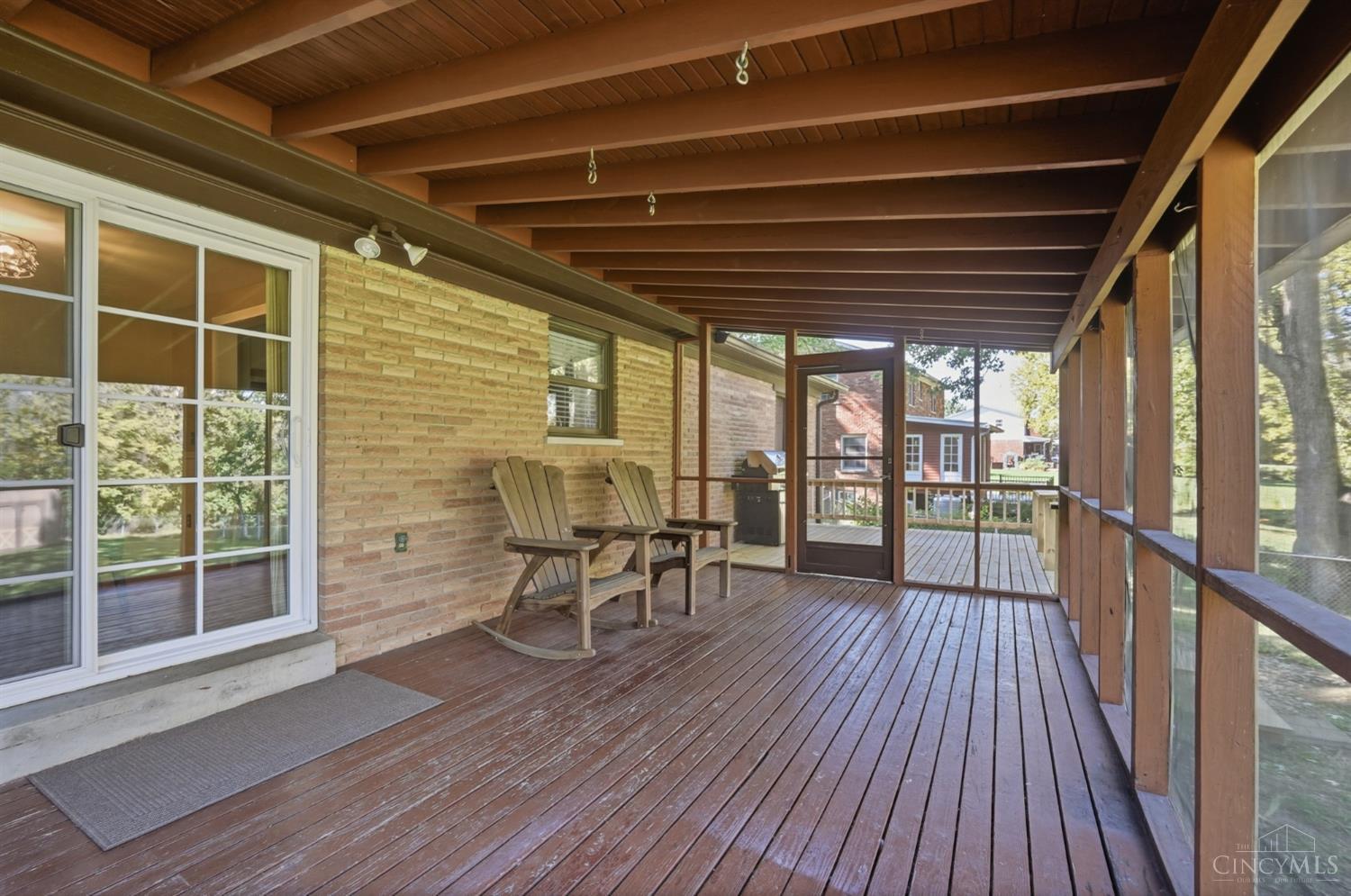 6996 Gary Lee Drive Property Photo 36