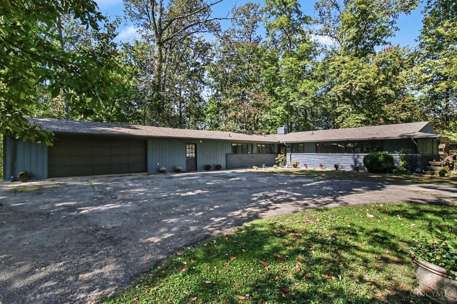 615 Forest Lake Drive Property Photo 1