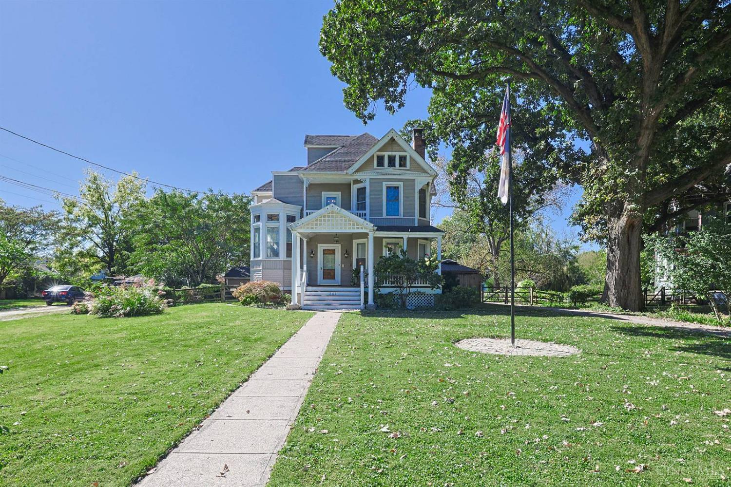 261 Parkway Avenue Property Photo 1