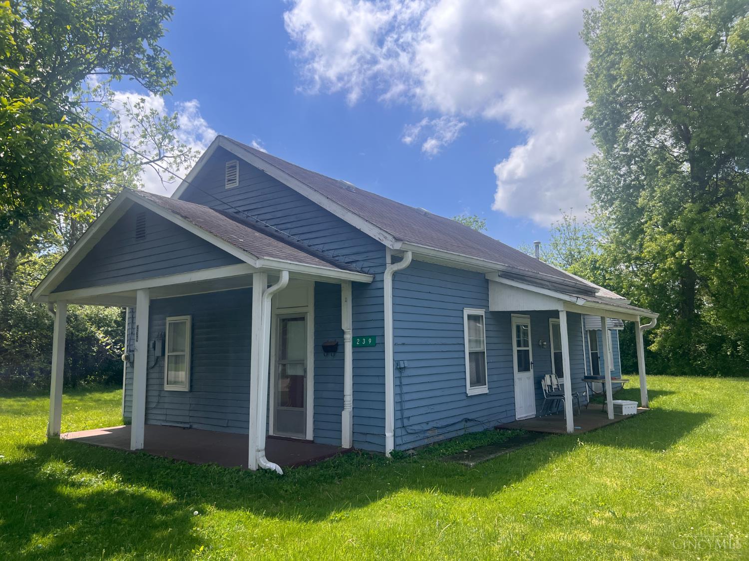 S 239 Main Street Property Photo 1