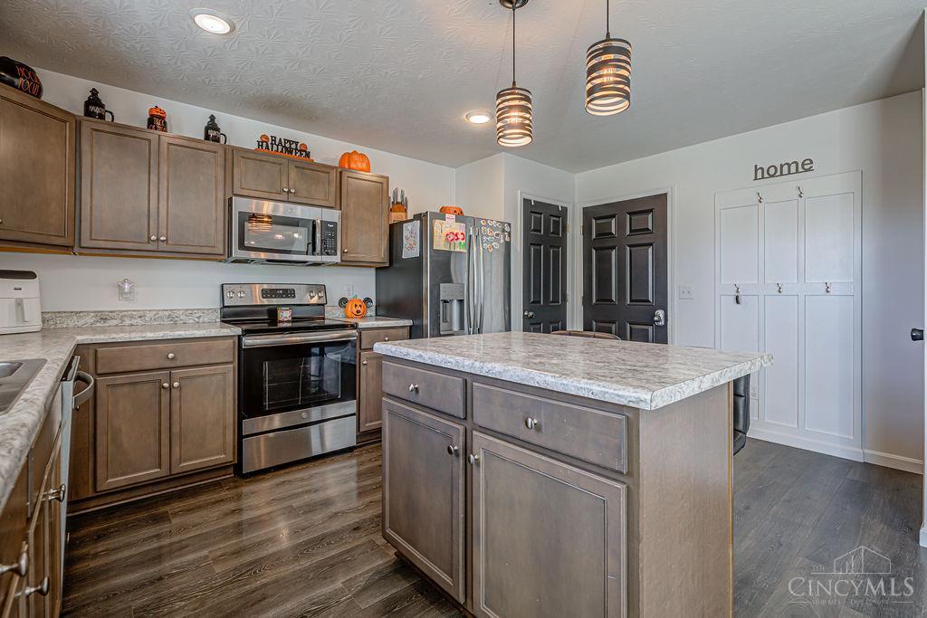 2148 Pine Valley Drive Property Photo 8