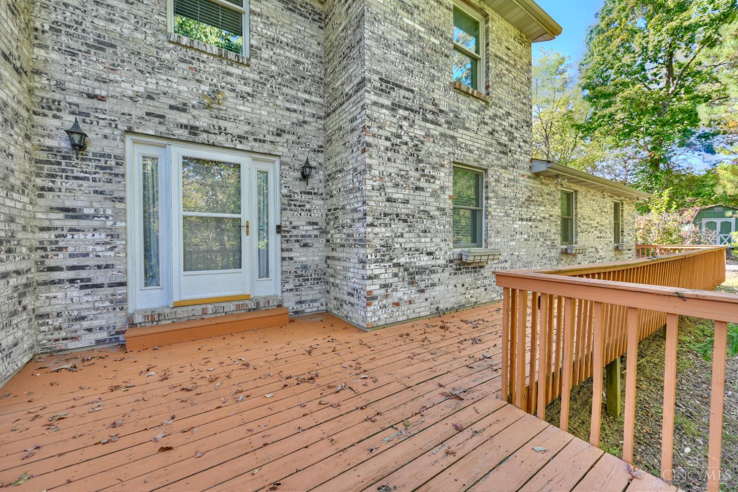 111 Ariel Lane Property Photo 1