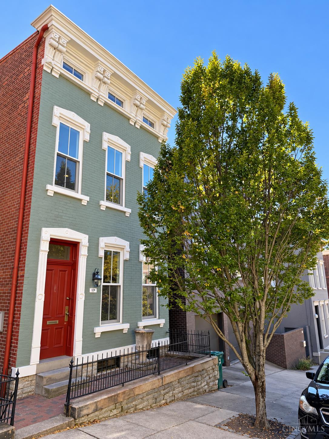 521 Milton Street Property Photo 1