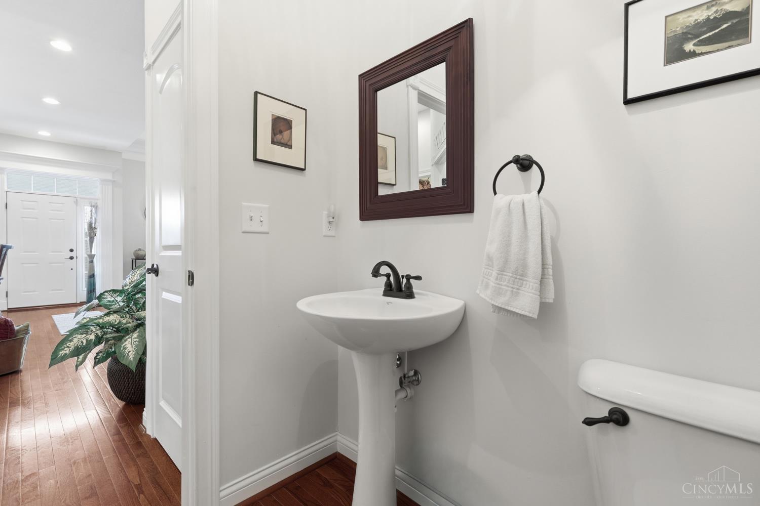 5811 Falling Brook Drive Property Photo 19