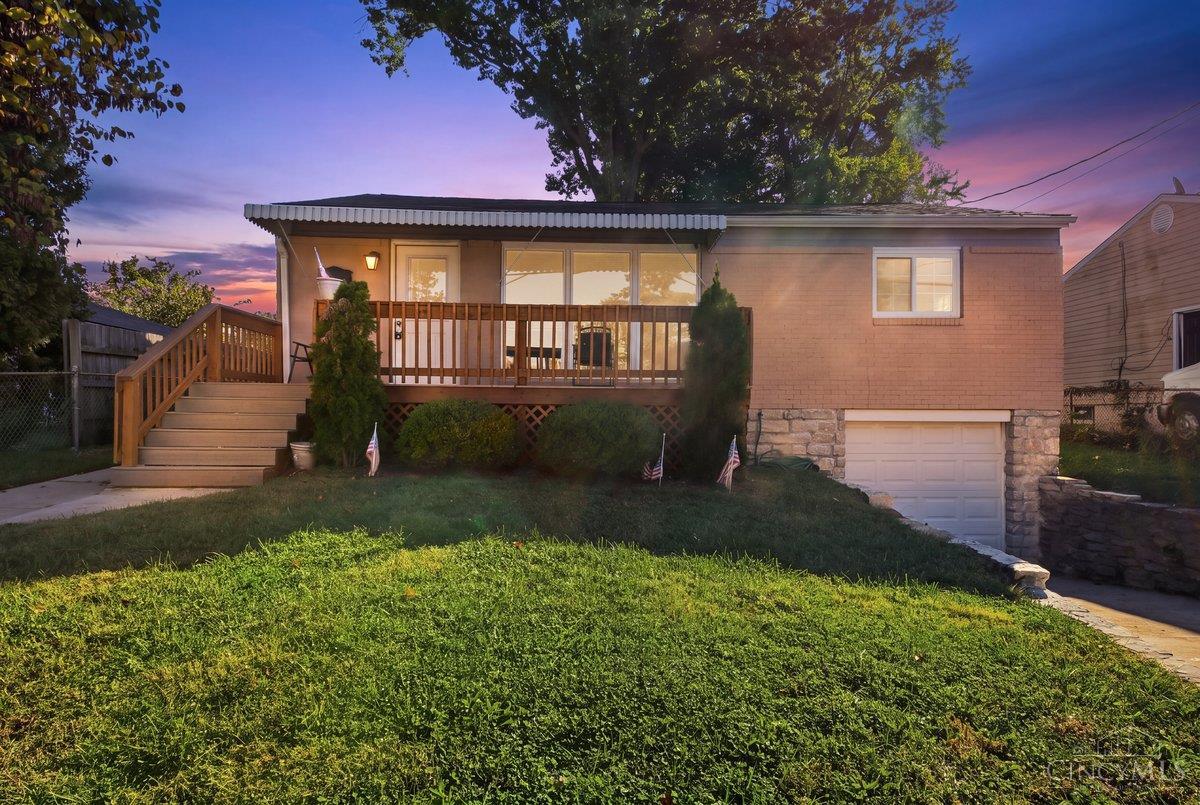 7068 Memory Lane Property Photo 1