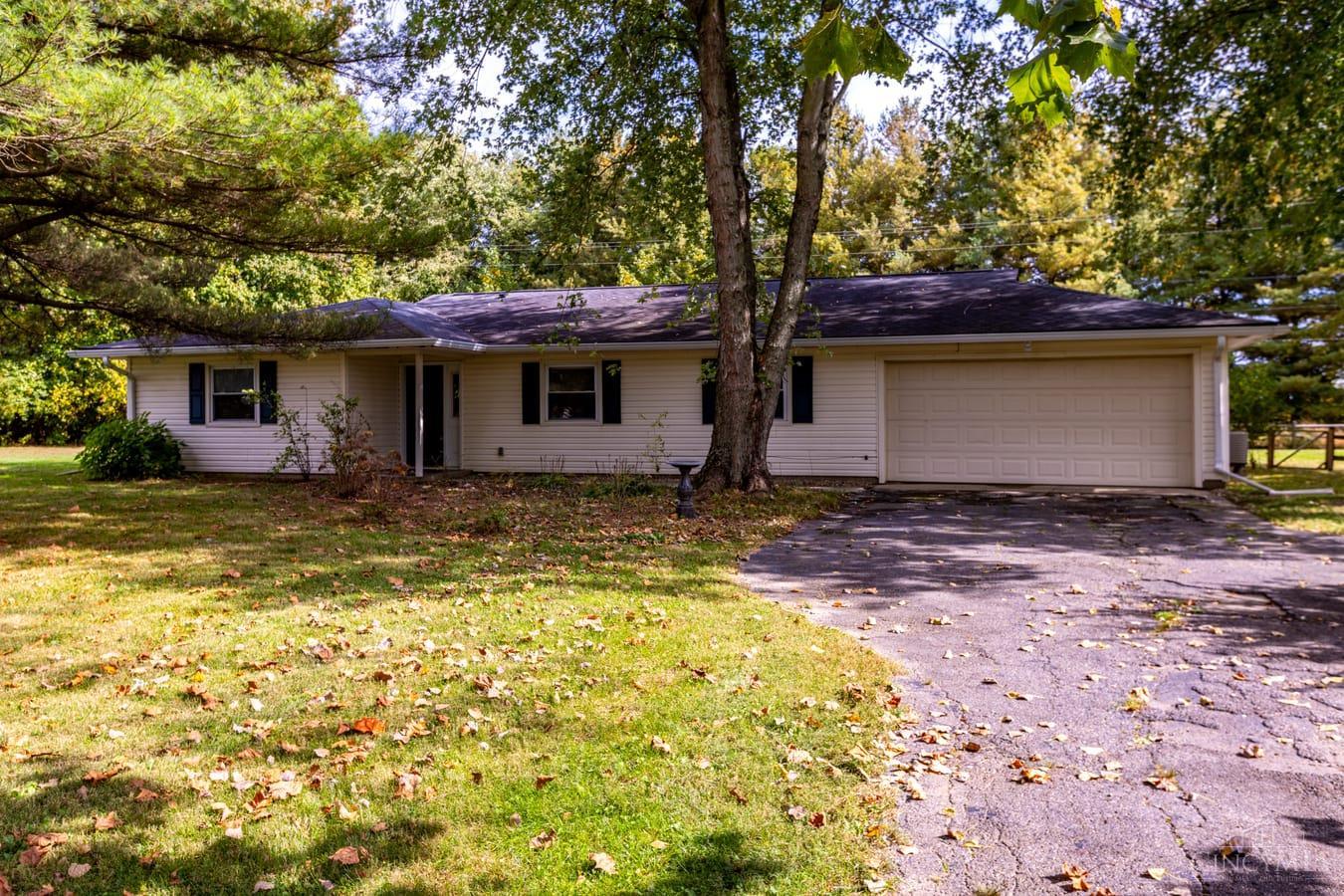 104 Beechpoint Drive Property Photo 1