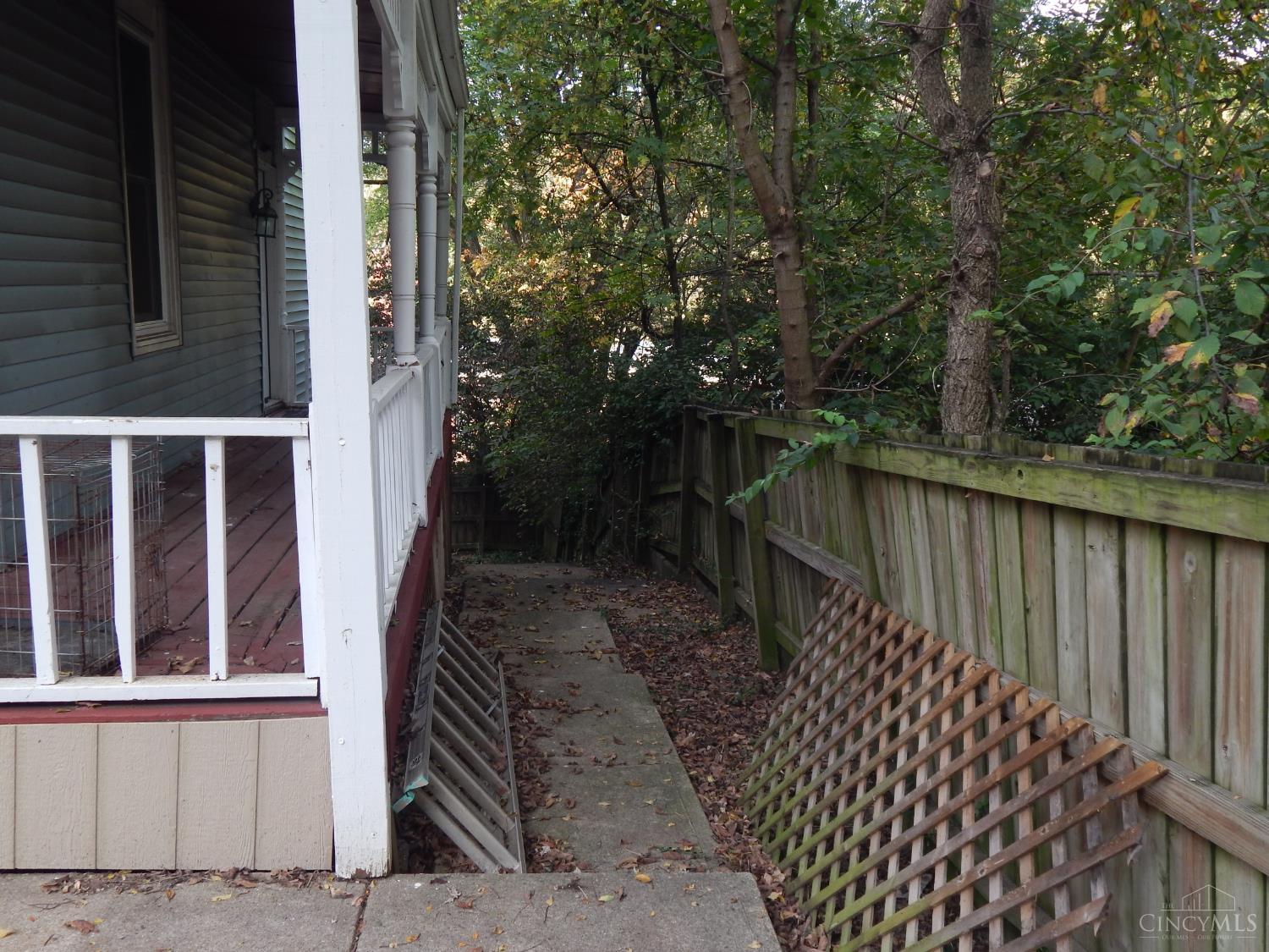 655 Steiner Avenue Property Photo 3