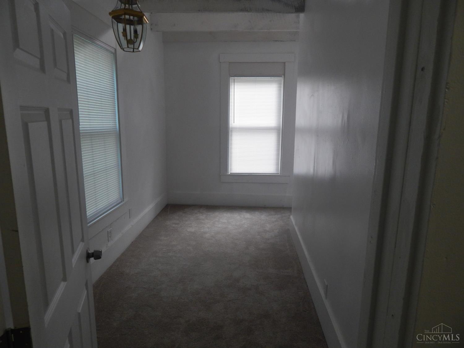 655 Steiner Avenue Property Photo 20