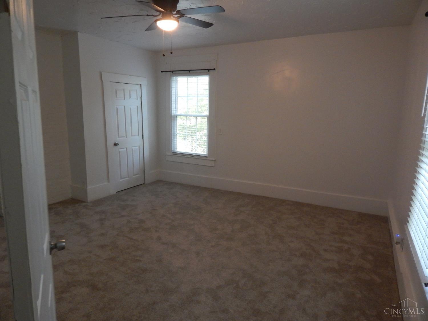 655 Steiner Avenue Property Photo 23