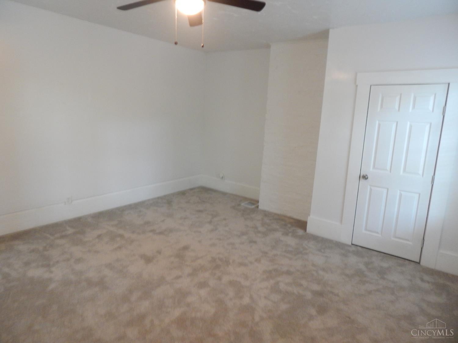 655 Steiner Avenue Property Photo 24