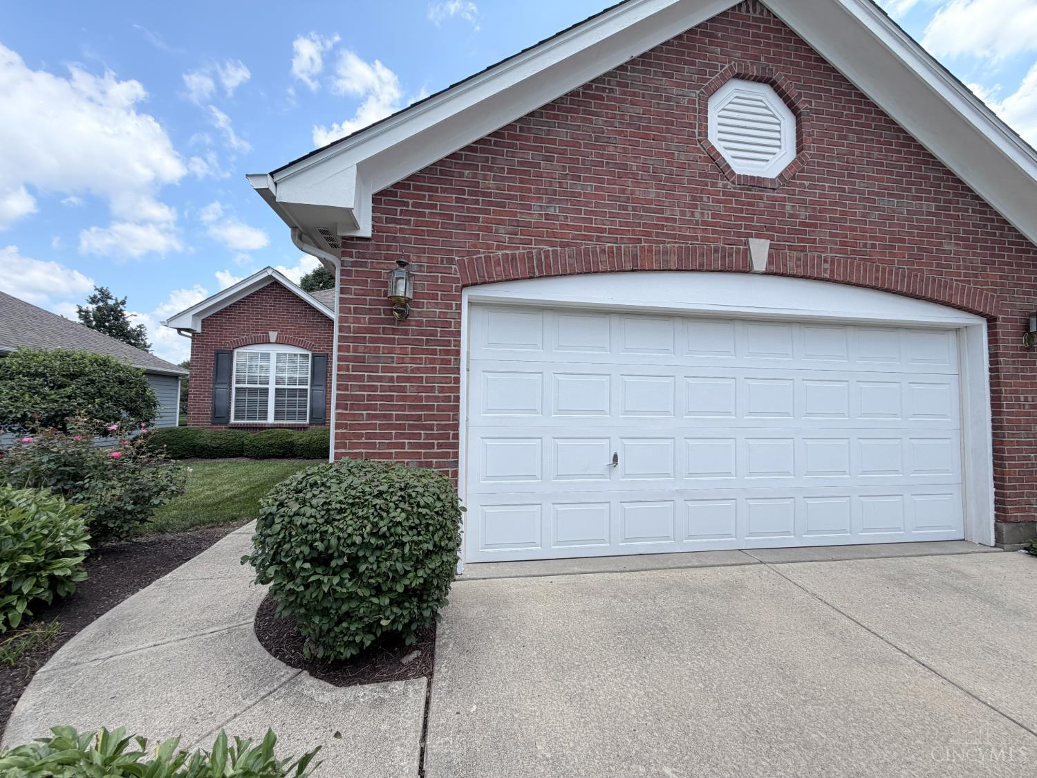 10140 Sawtry Lane Property Photo 1