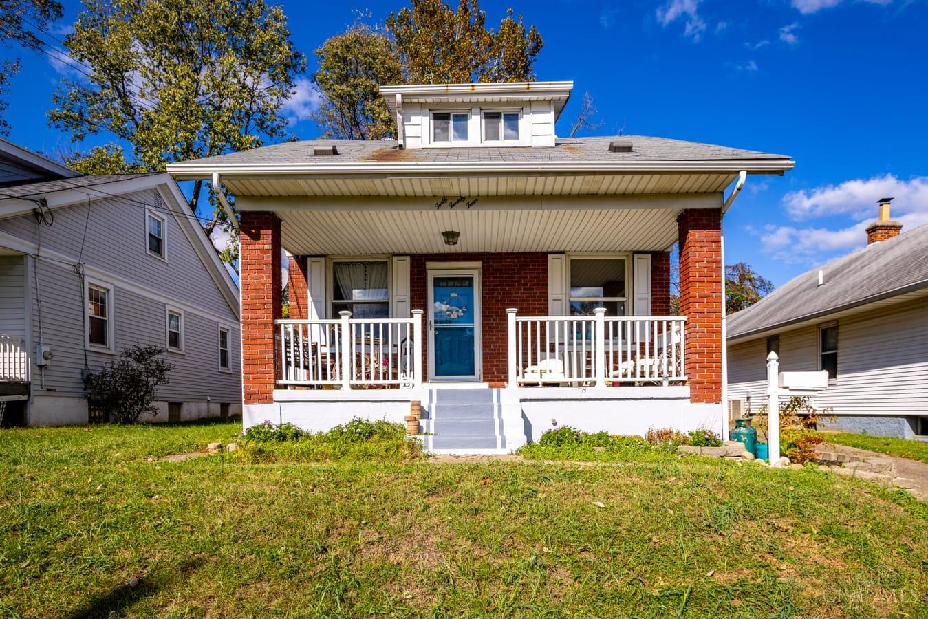 4024 Saint Martins Place Property Photo 1