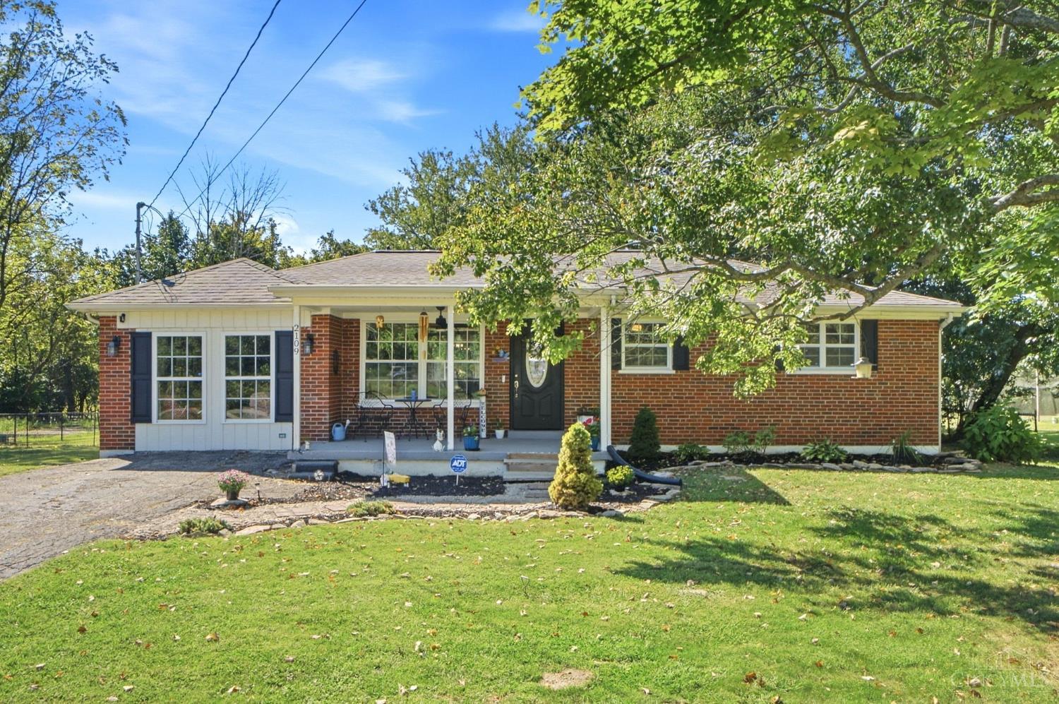 2109 Buckler Road Property Photo 1