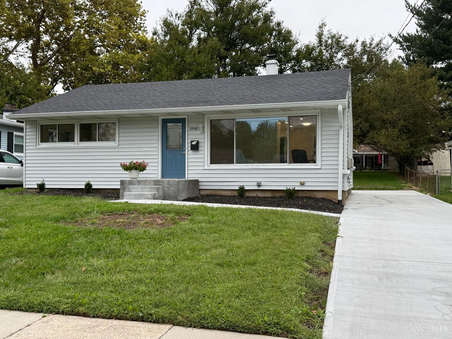 3985 Mantell Avenue Property Photo 1