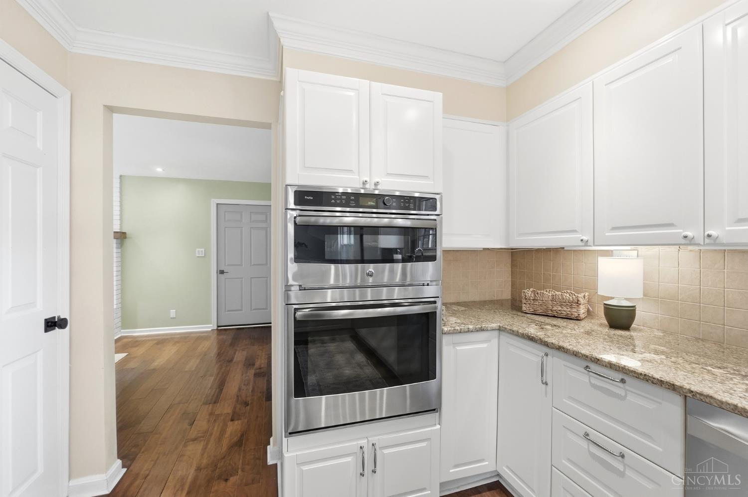 4470 Classic Drive Property Photo 10