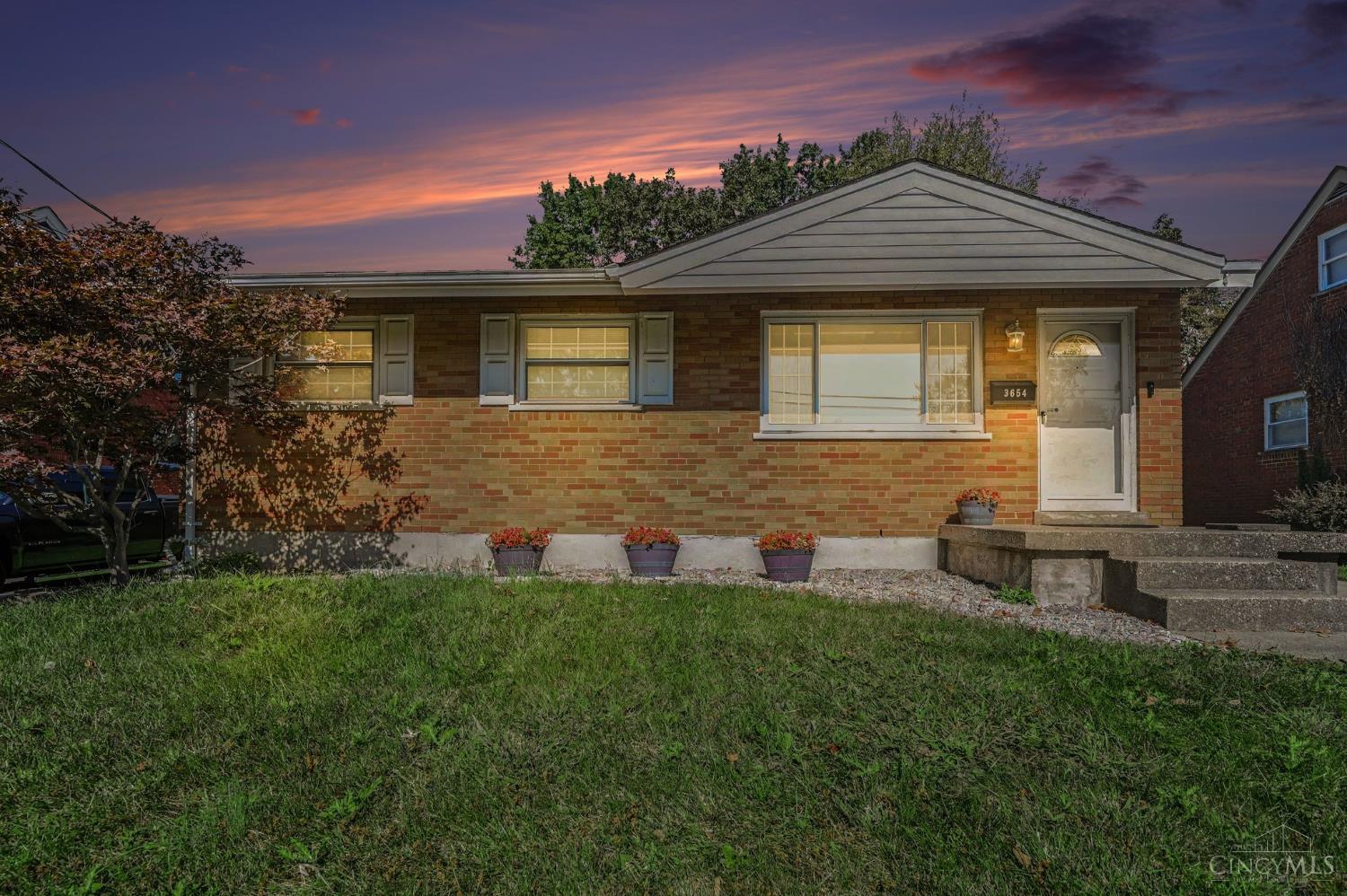 3654 Ripplegrove Drive Property Photo 1