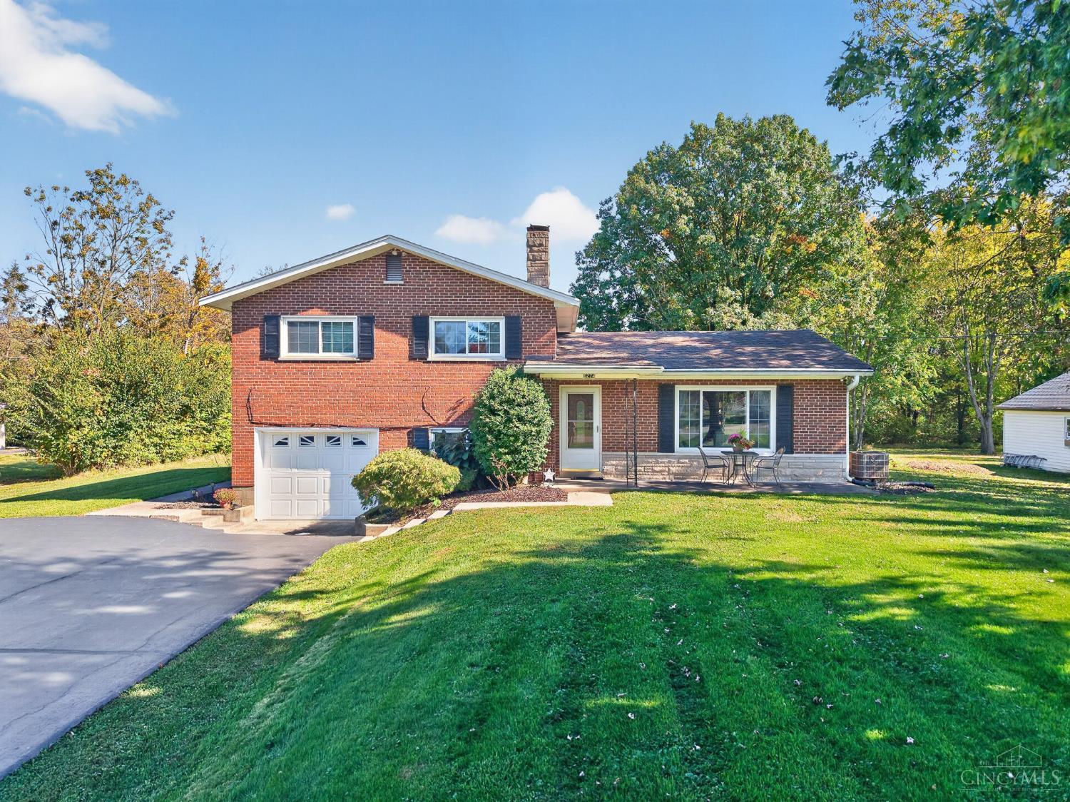 6274 Winding Way Property Photo 1