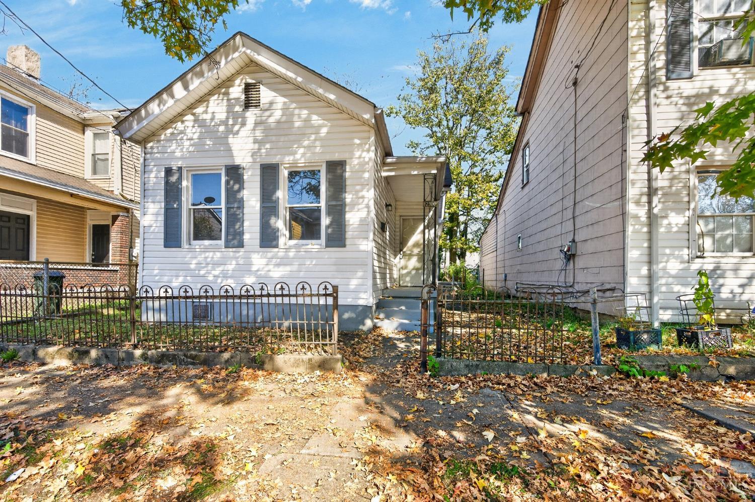 230 Hanover Street Property Photo 1