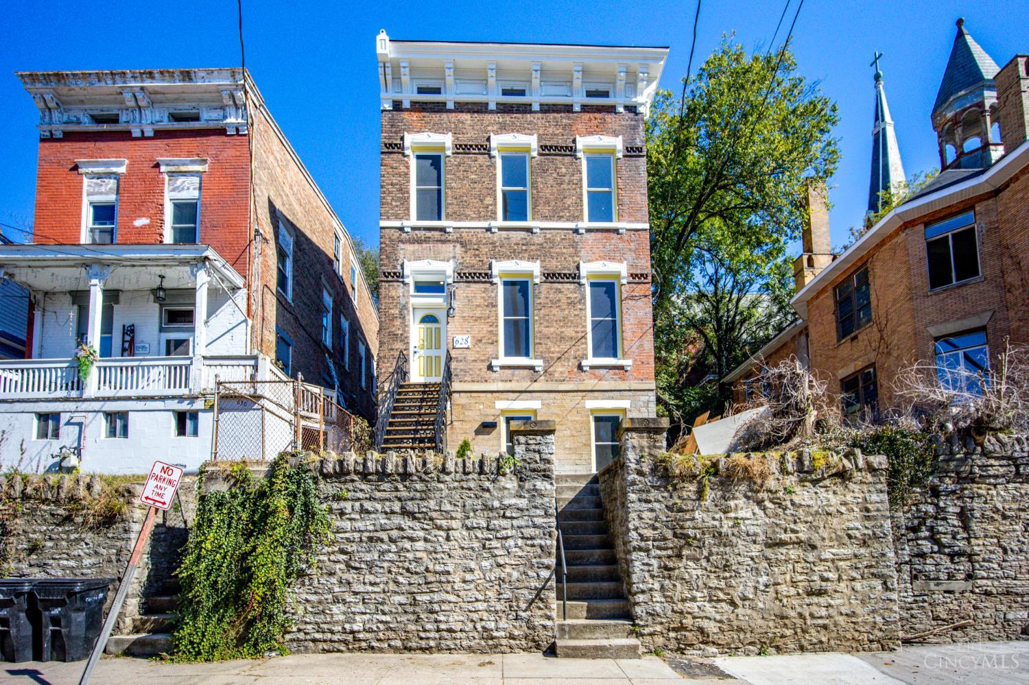 628 Delhi Avenue Property Photo 1