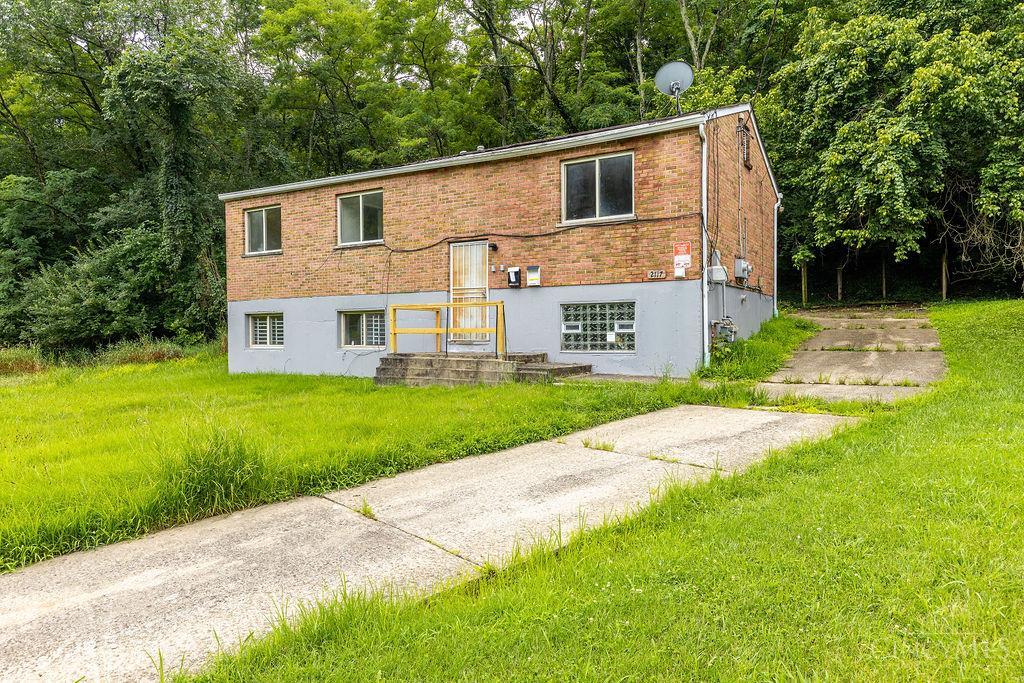 2117 St Leo Place Property Photo 2