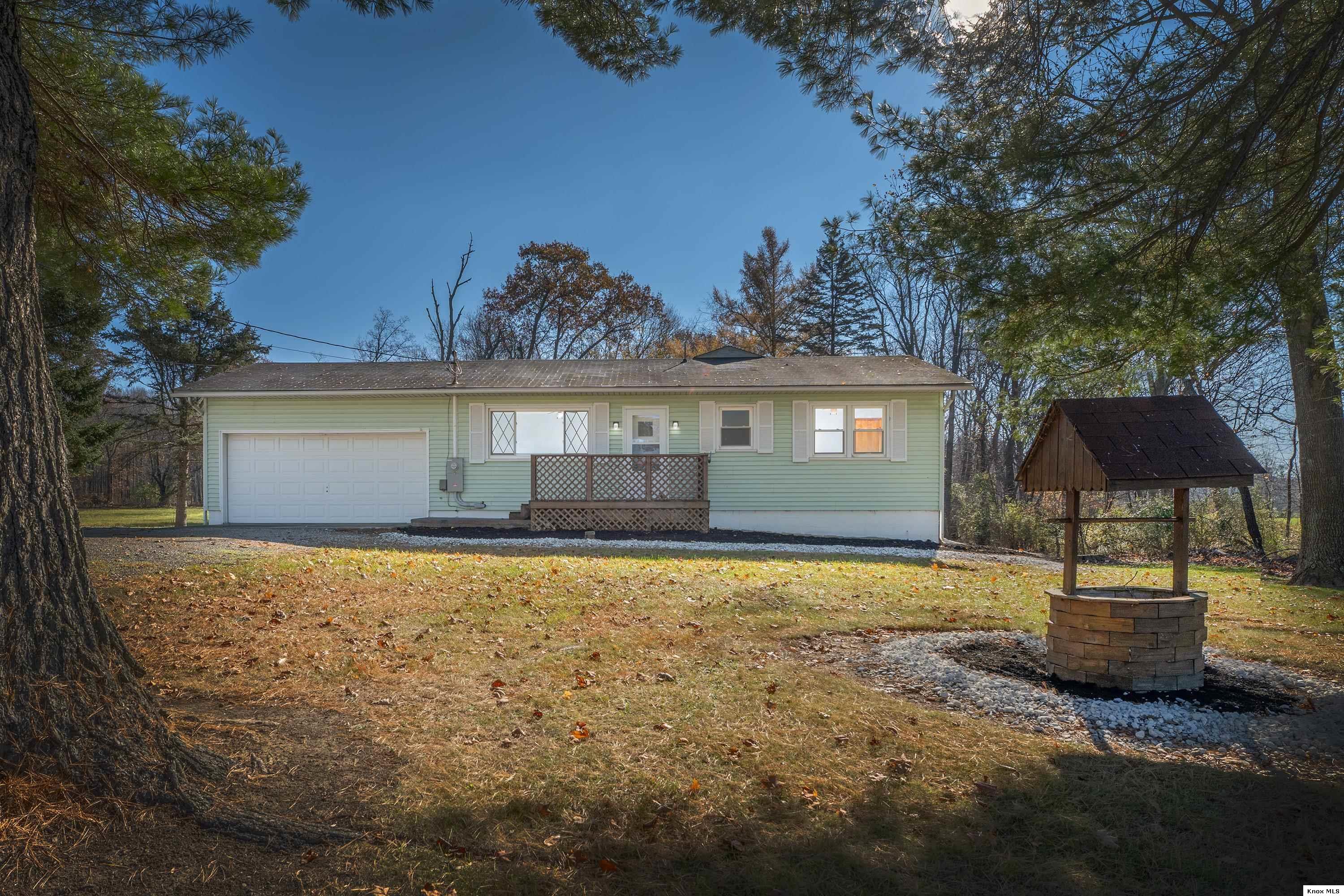 17762 Coshocton Road Property Photo 2