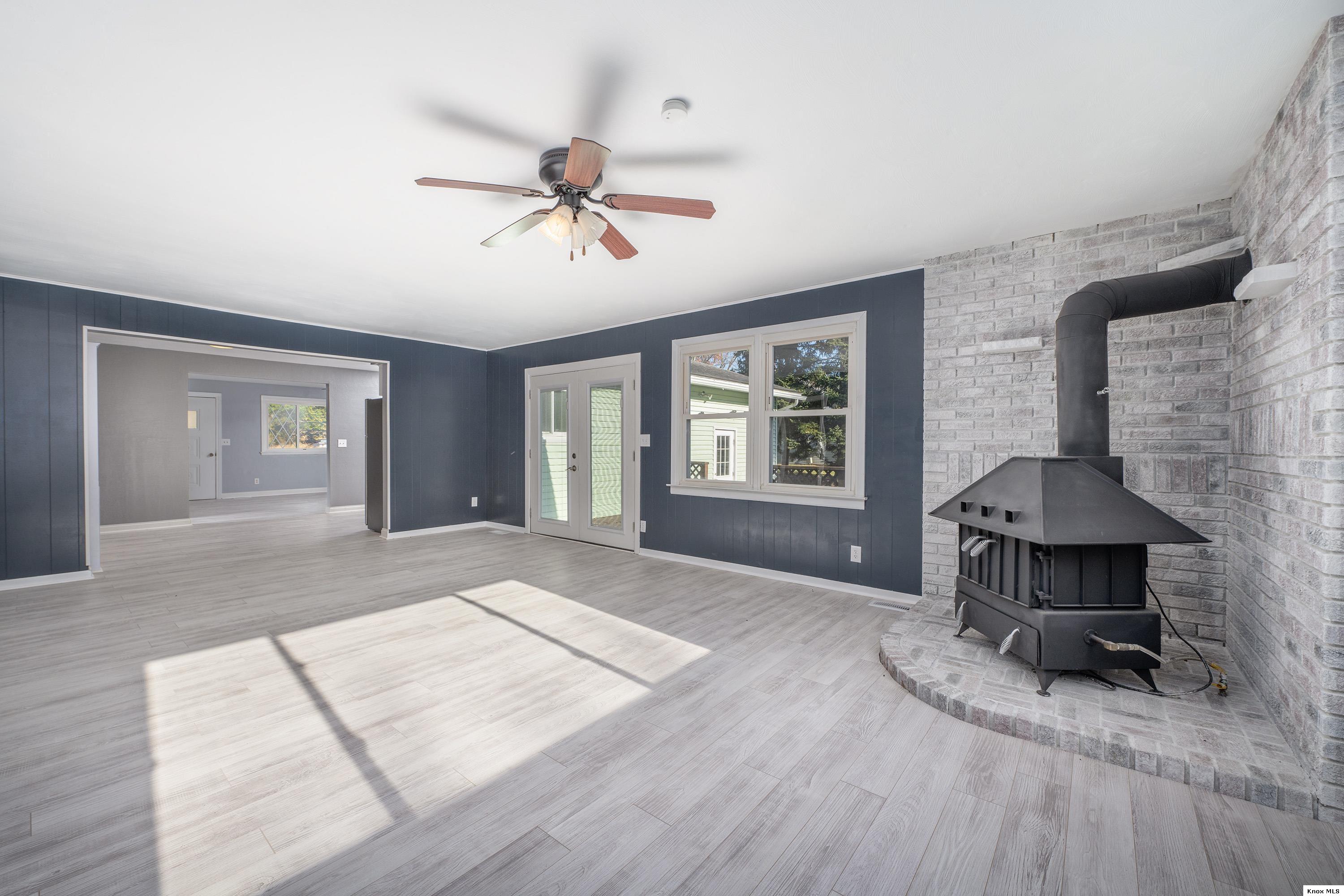 17762 Coshocton Road Property Photo 8