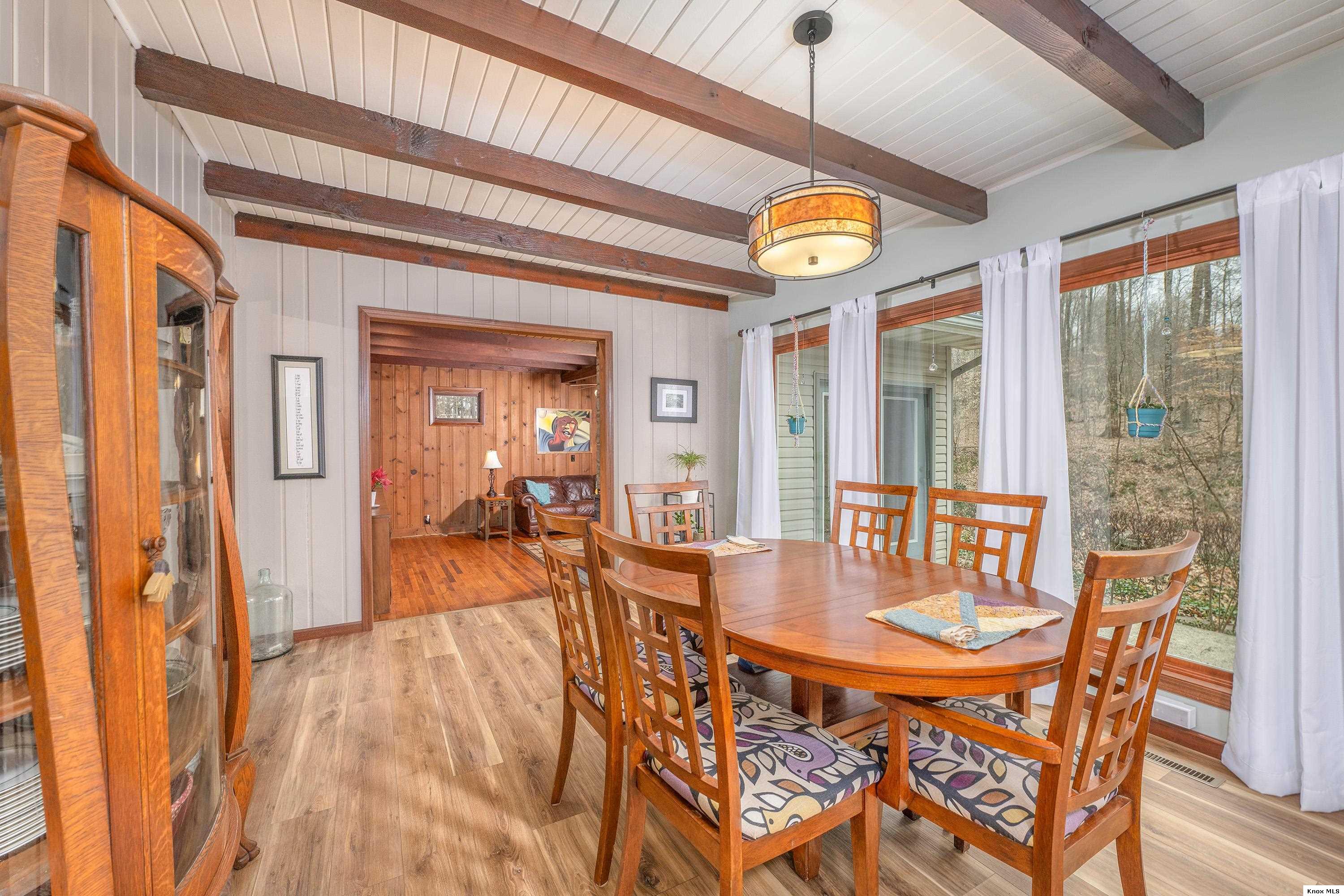 20860 Newcastle Rd Property Photo 13