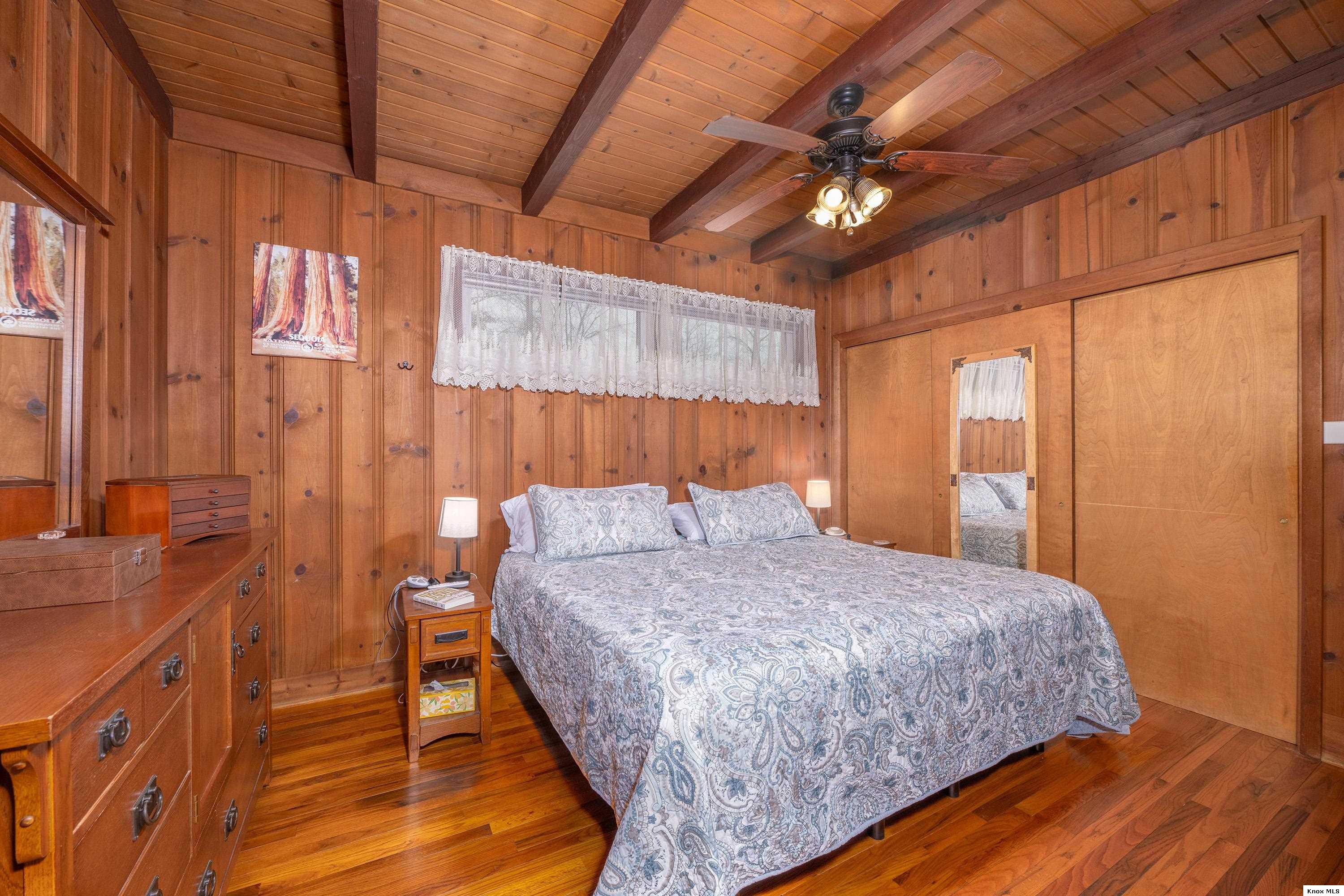 20860 Newcastle Rd Property Photo 18
