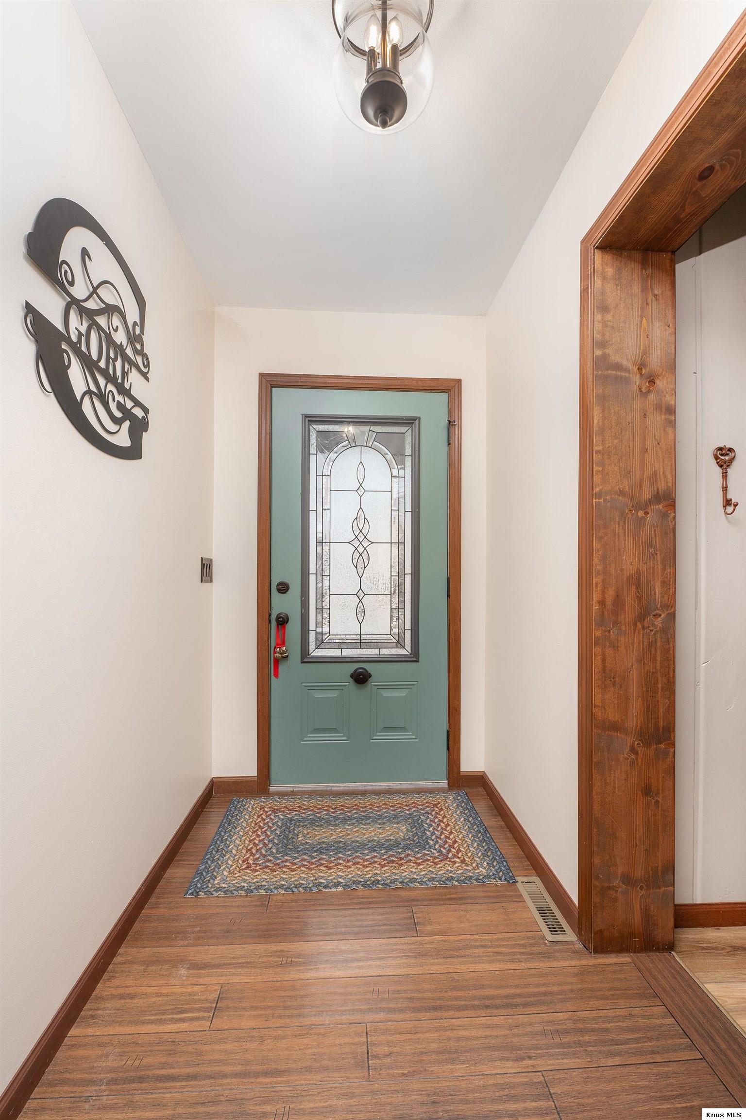 20860 Newcastle Rd Property Photo 44