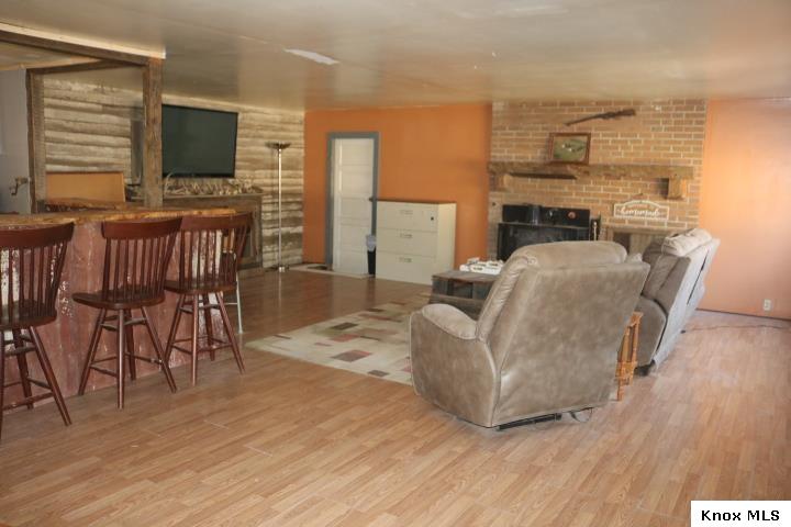11250 Yankee St Property Photo 2